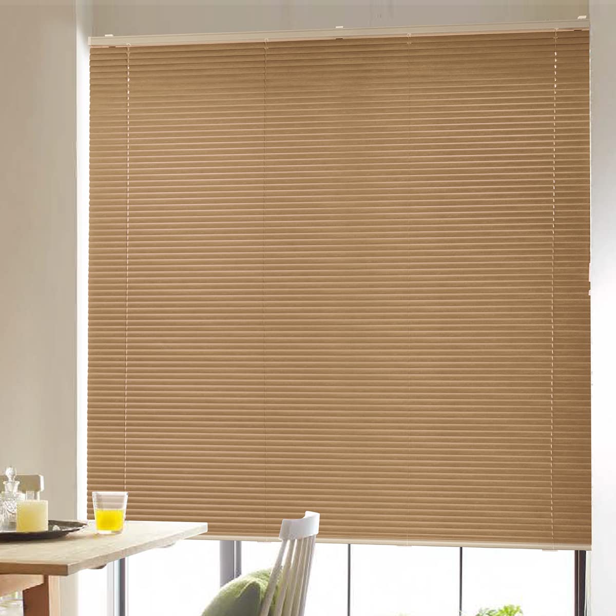 Amazon｜[カーテンくれない] 「木目調アルミブラインド」 木目 軽い